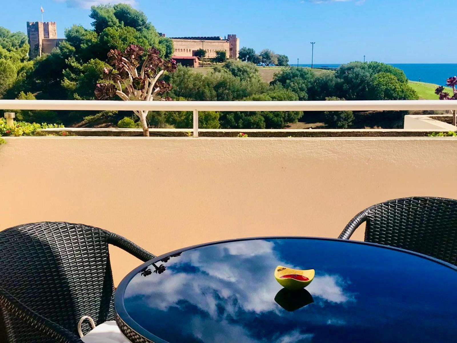 Terrazas De Miramar, Castillo Huoneisto *
